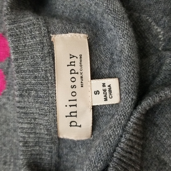Philosophy Grey Cashmere Heart Print Sweater Small - Picture 3 of 5